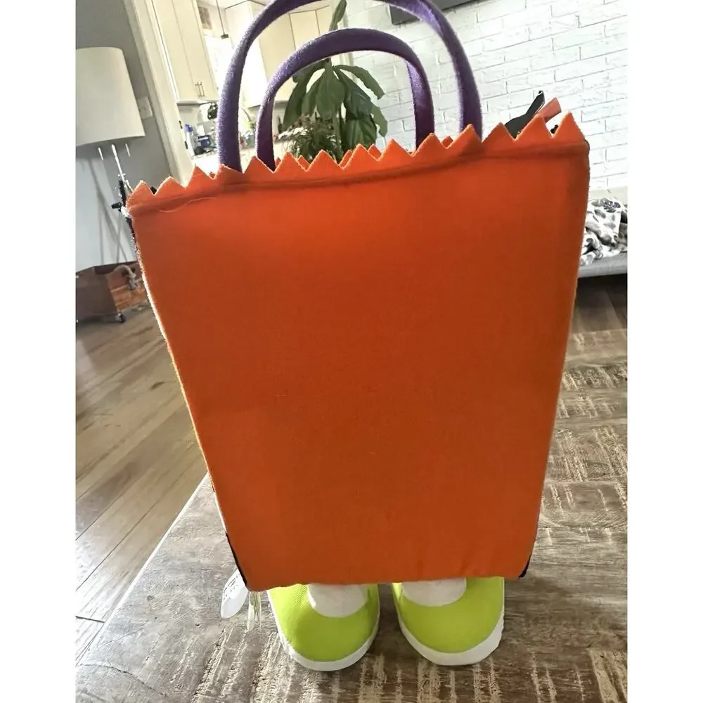 Hallmark Halloween Animated Toe Tappin Trick or Treat Talking Bag Does NOT Dance